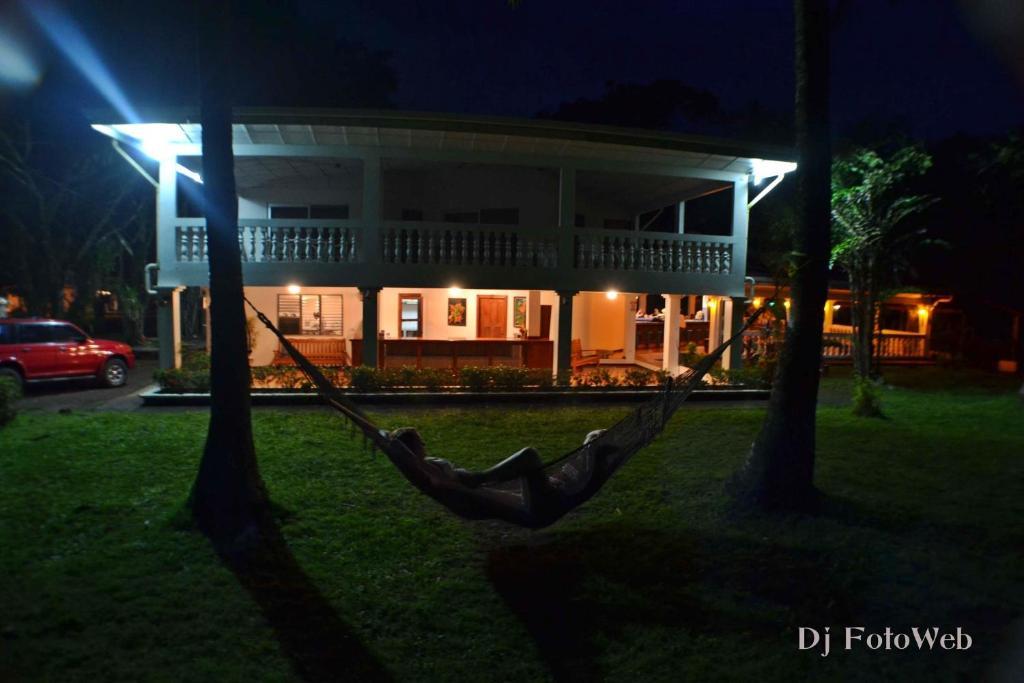 Hotel La Isla ปาร์ริตา ภายนอก รูปภาพ